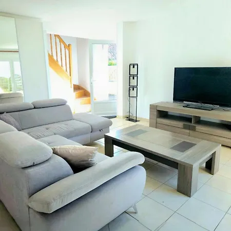 Maison Familiale & Confortable Proche